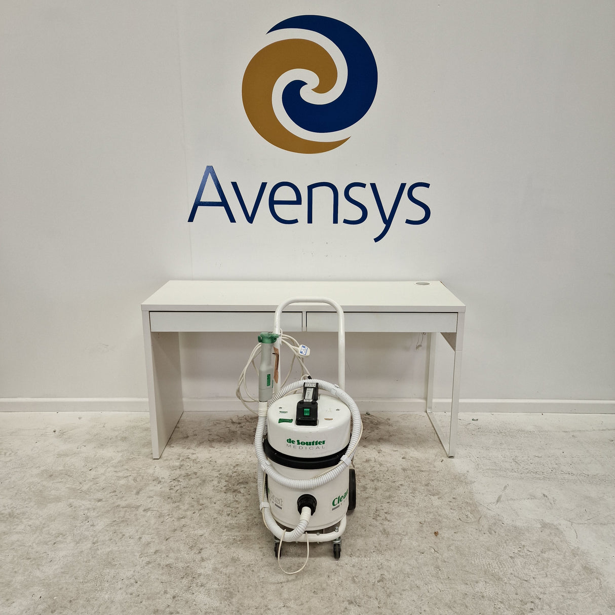 DeSoutter CC5A Cast Saw and Extraction System