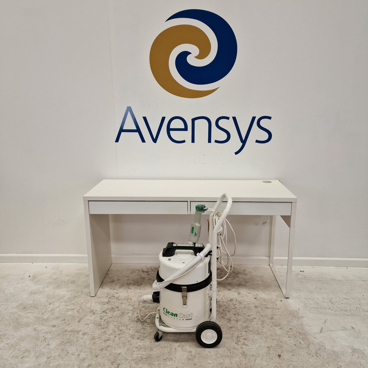 DeSoutter CC5A Cast Saw and Extraction System