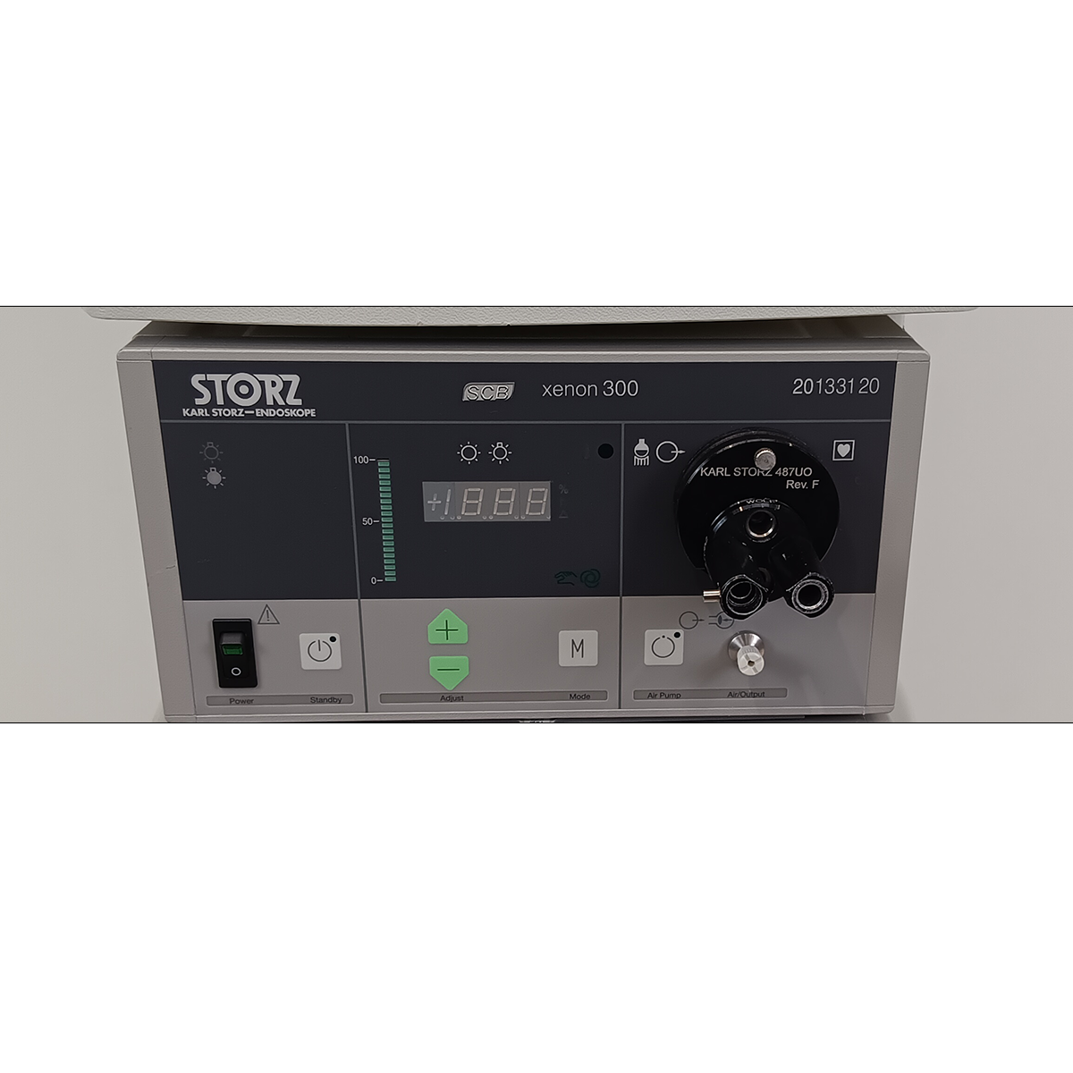Karl Storz Fiberoptic Light Source 20133120 1 XENON 300