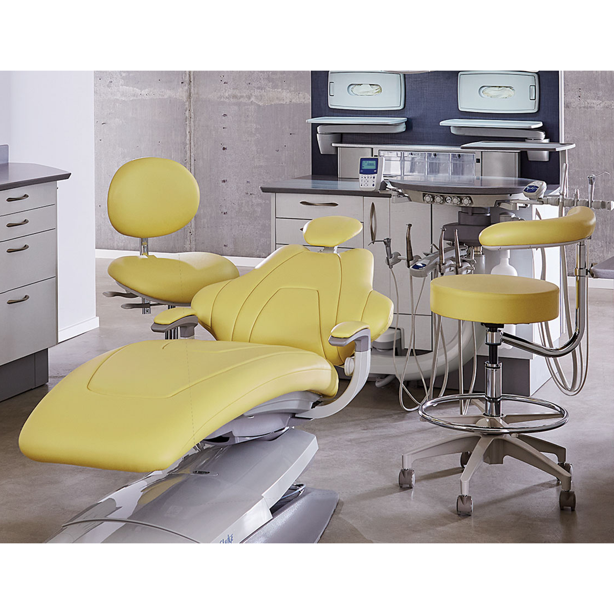 DCI Edge Series 5 Dental Chair