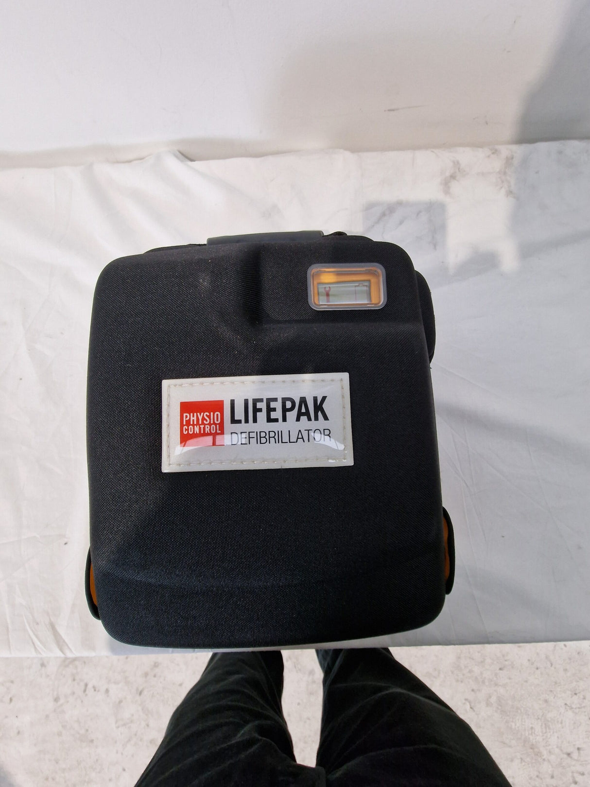 LifePak 1000 A.E.D